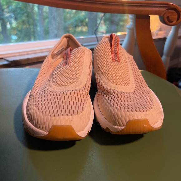 Sorel Women's Kinetic Impact Strap Sz 6 Sand Pink Color Leather Mesh Sneakers - Picture 2 of 9